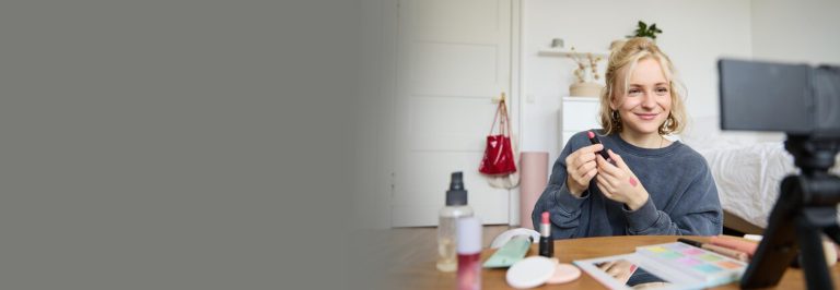 From Hobbyist to Influencer: Building Your Personal Brand Through Blogging